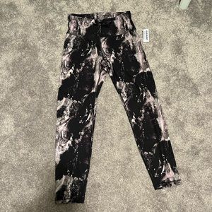 NWT High Rise Powerpress Legging | Old Navy